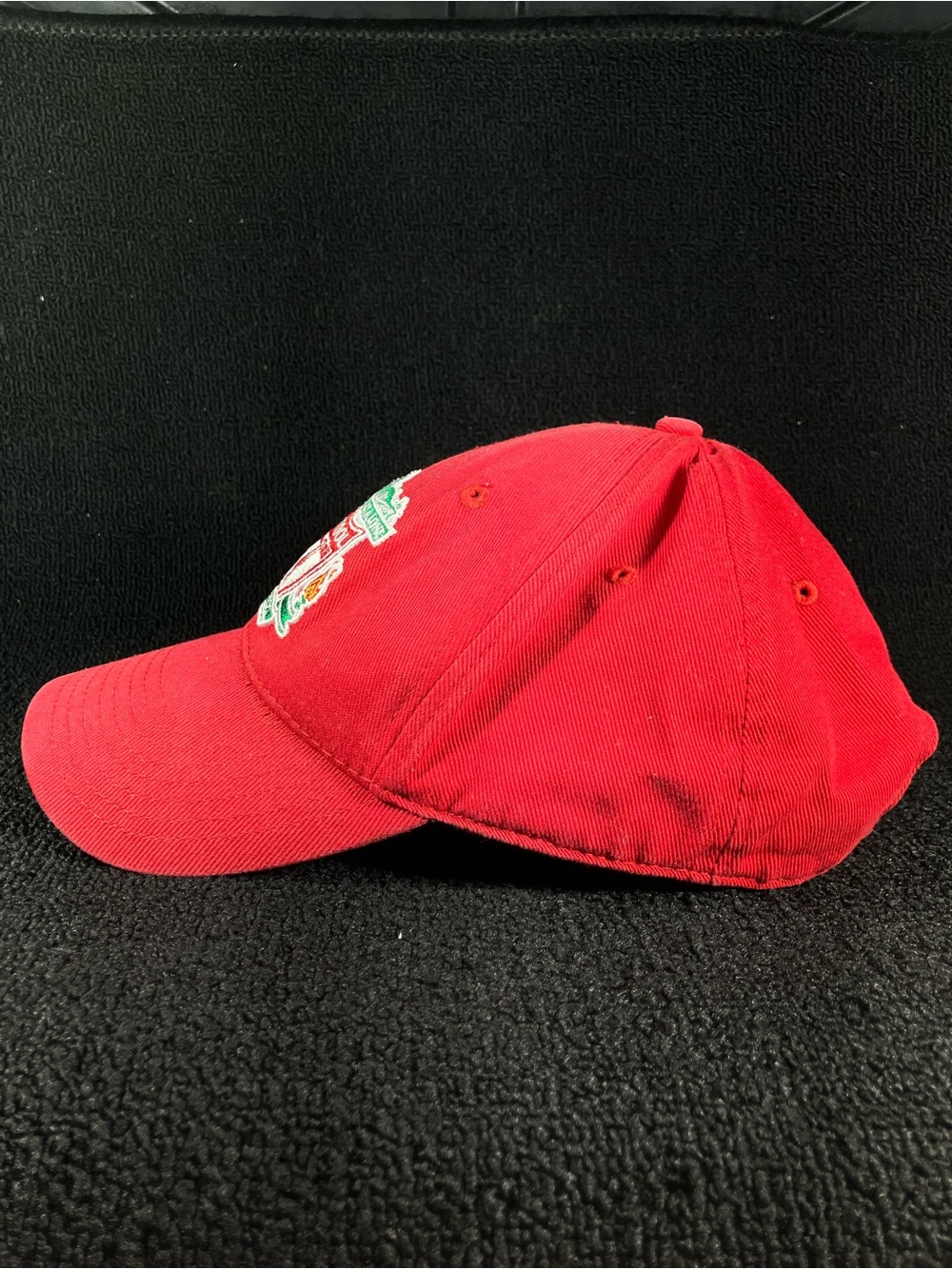Liverpool FC Soccer Hat Cap Embroidered Crest OTS Strapback OSFA Red - Picture 2 of 7